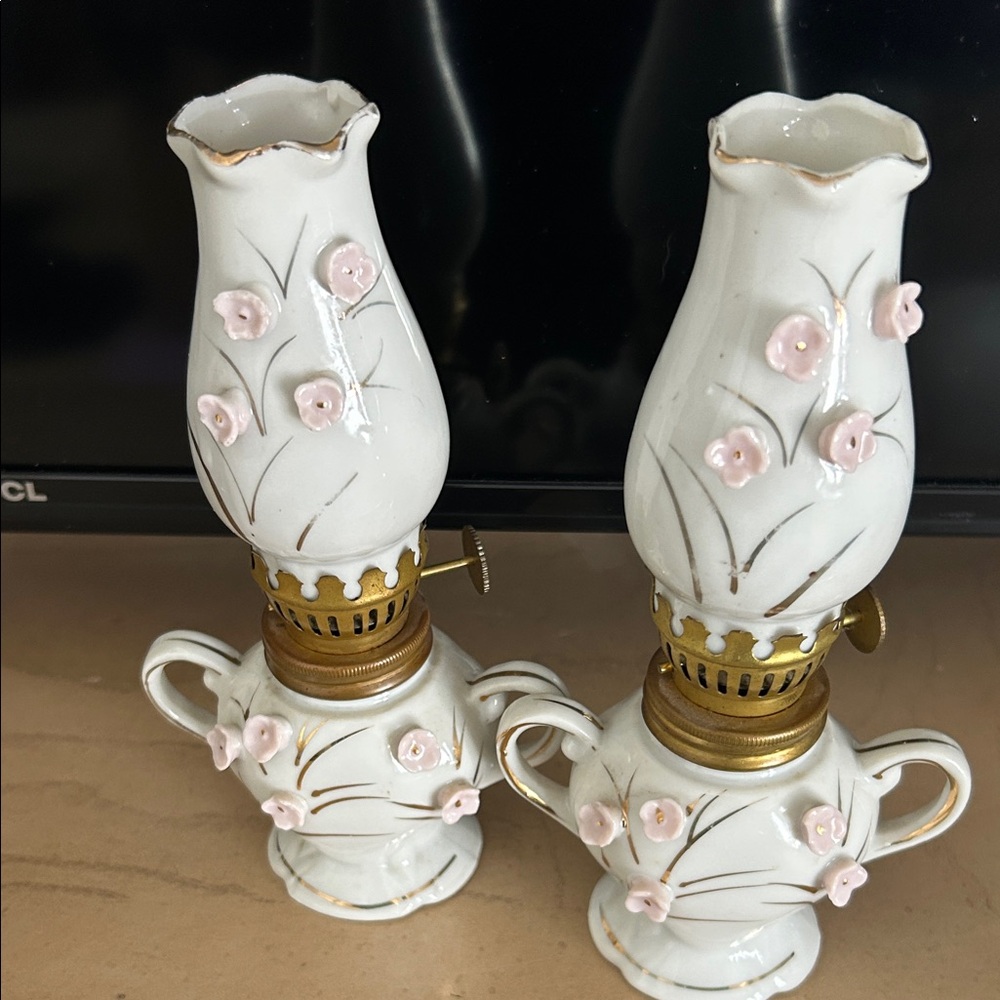 Vintage Floral Ceramic Oil Lamps